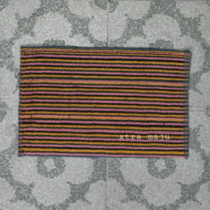 Keset Kamar Mandi Stripe Salur 40x60 Warna Tua Random