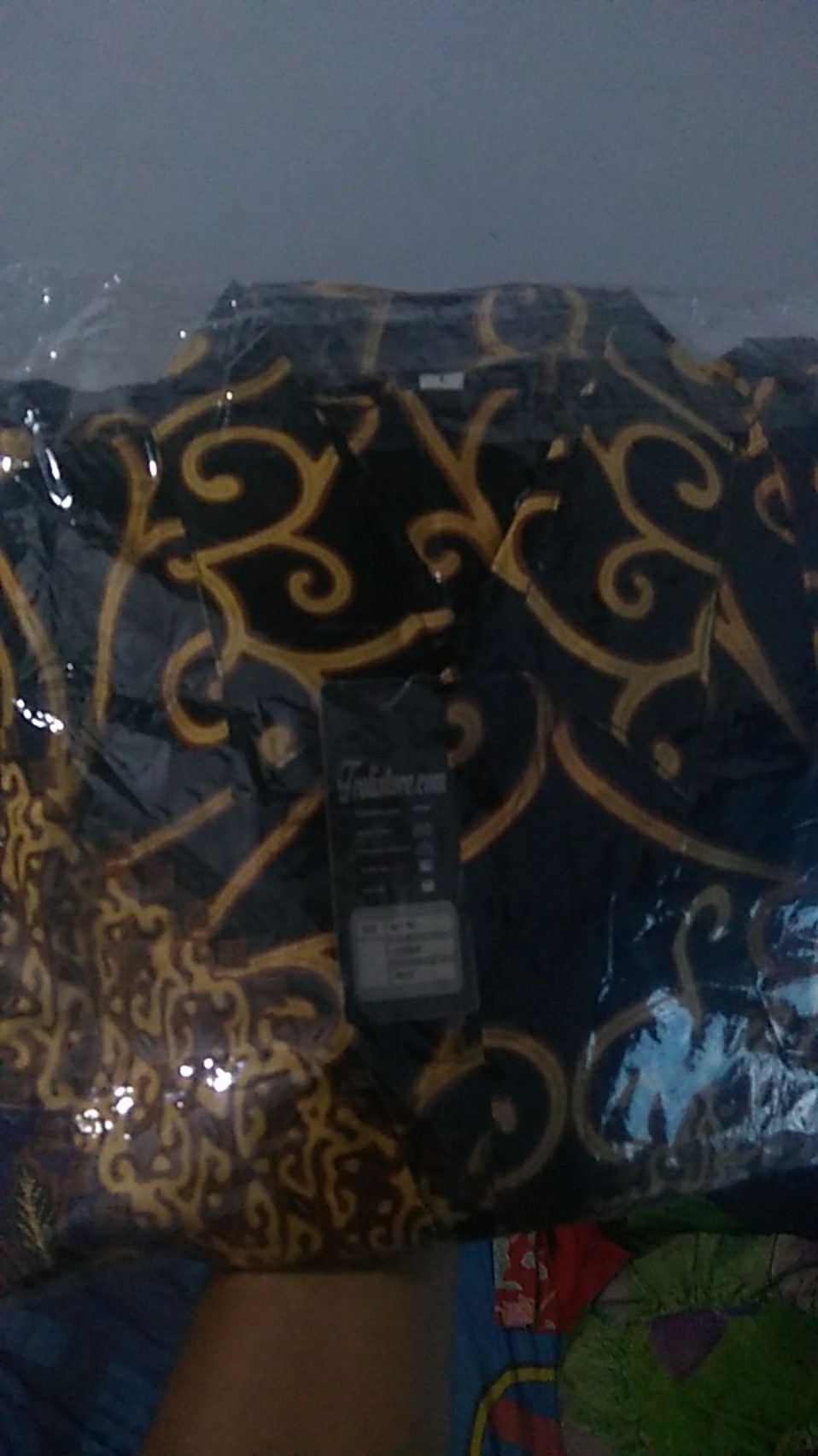 Trolistore Grosir Kemeja Batik Pria Lengan Panjang Motif Bintang Ulir Cowok Seragam Batik Pekalongan