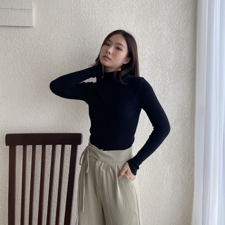 Basic Turtleneck Knit / Turtleneck Lengan Panjang Wanita