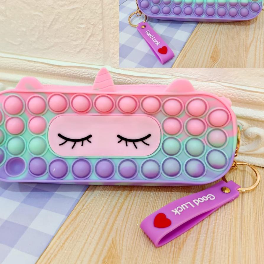 

Ayo Beli Kotak Pensil Pop It Fashion (Depan Belakang Bisa Pop It) YU7'