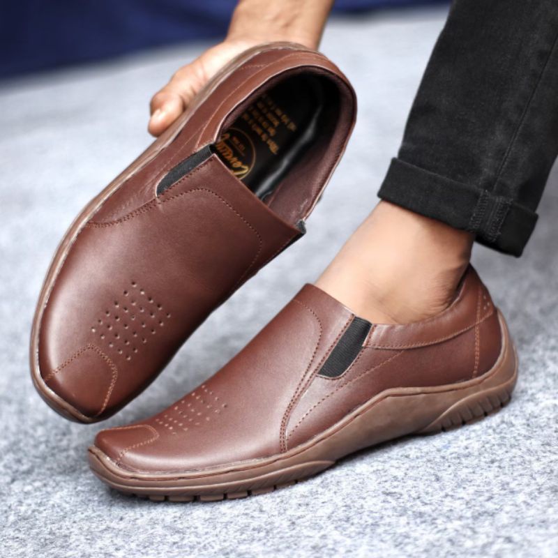 Sepatu Kasual Kulit Asli Premium Pria Original Made In Indonesia Lokal Handmade Distro Casual Sepatu Selop Semi Pantofel Leather Skin Quality Sepatu Slip On Formal Kerja Kantor Cowok Laki Keren Nyaman Ringan Murah Kekinian