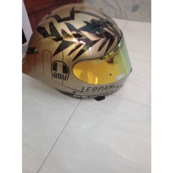 Helm agv leopard goold