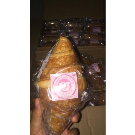 

Plain Croissant