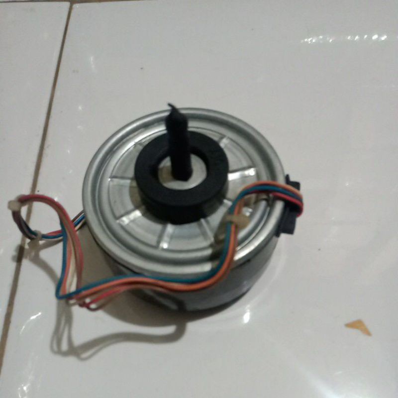 Jual Dinamo motor fan indoor ac daikin arus dc Shopee Indonesia