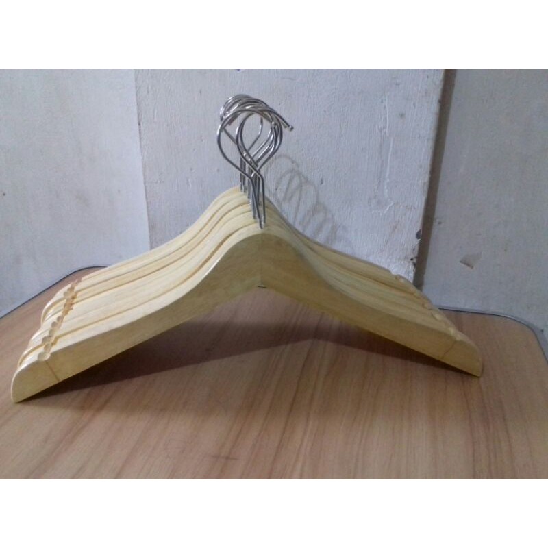 Hanger  Kayu  Dewasa  NATURAL  ( HARGA 12pcs )