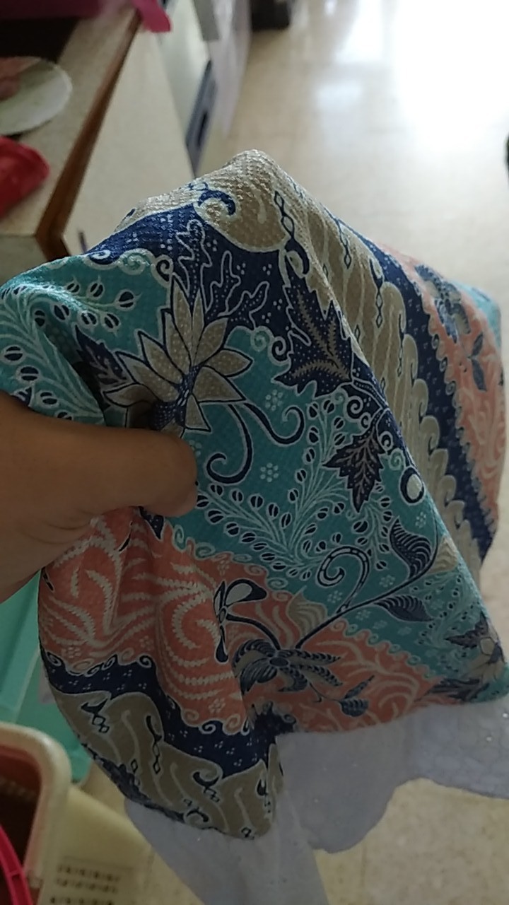 Batik Dress Anak Biru Putih Little Glam Fantasy Batik Dress
