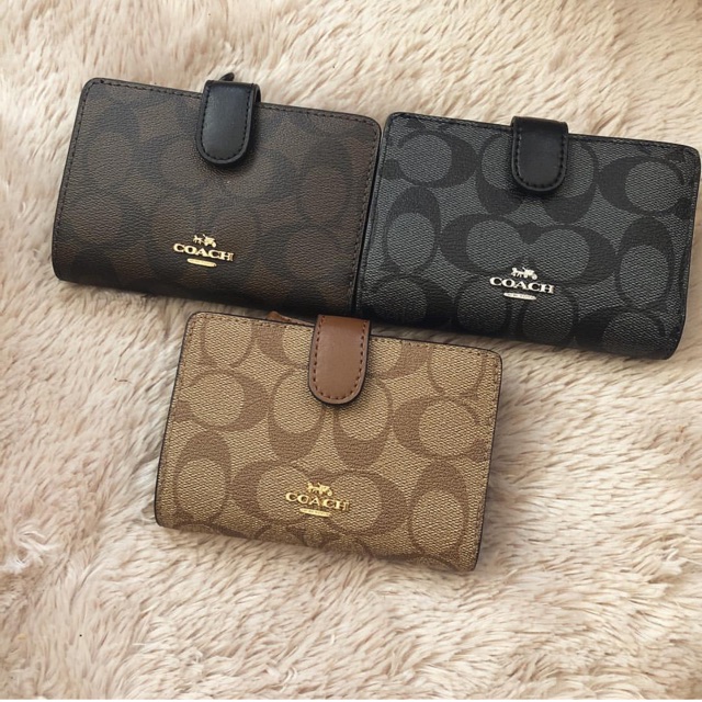 coach medium zip wallet signature