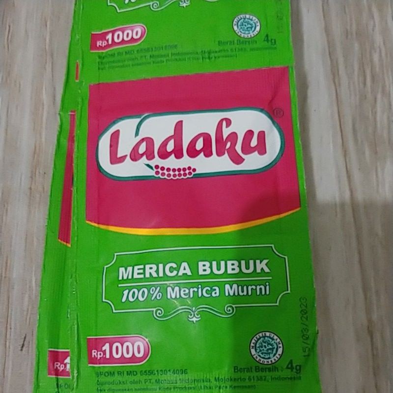 

Ladaku 100% Merica Murni 1 Renteng 4 g × 12 sachet