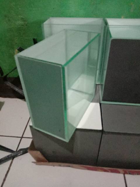 Soliter Aquarium Selfi Ikan Hias Double Cermin 15x8x15.