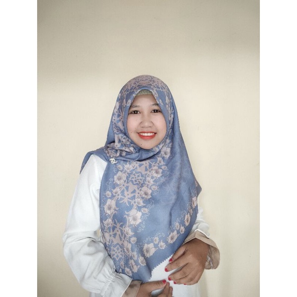 Rafflesia Series Grey / Hijab Voal