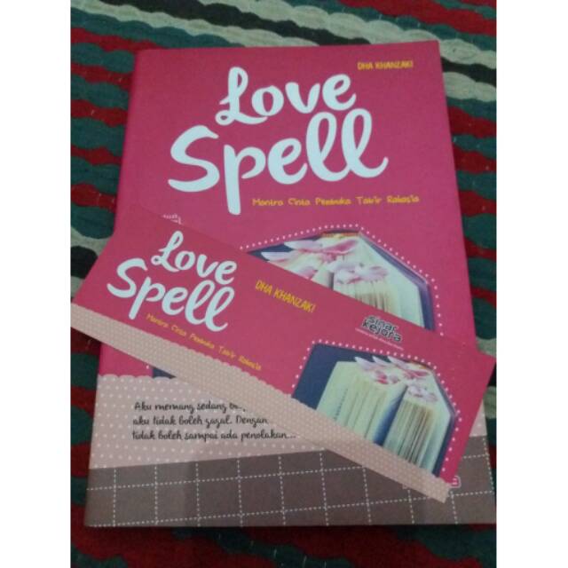 (Fanfiction) Love spell by dha khanzaki