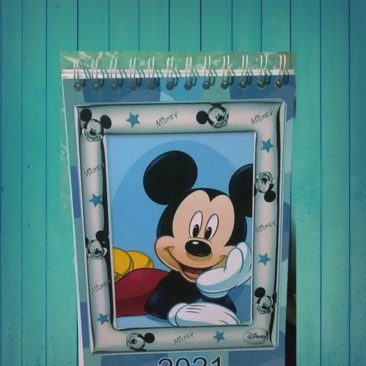 

Kalender Meja 2023 Custom