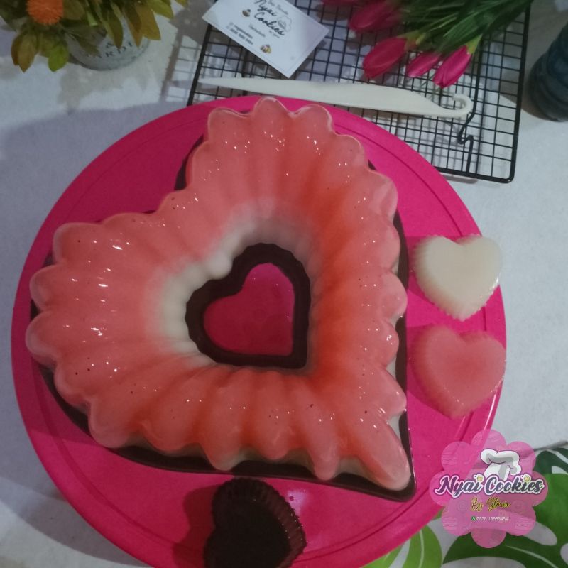 

LOVE NEAPOLITAN PUDDING