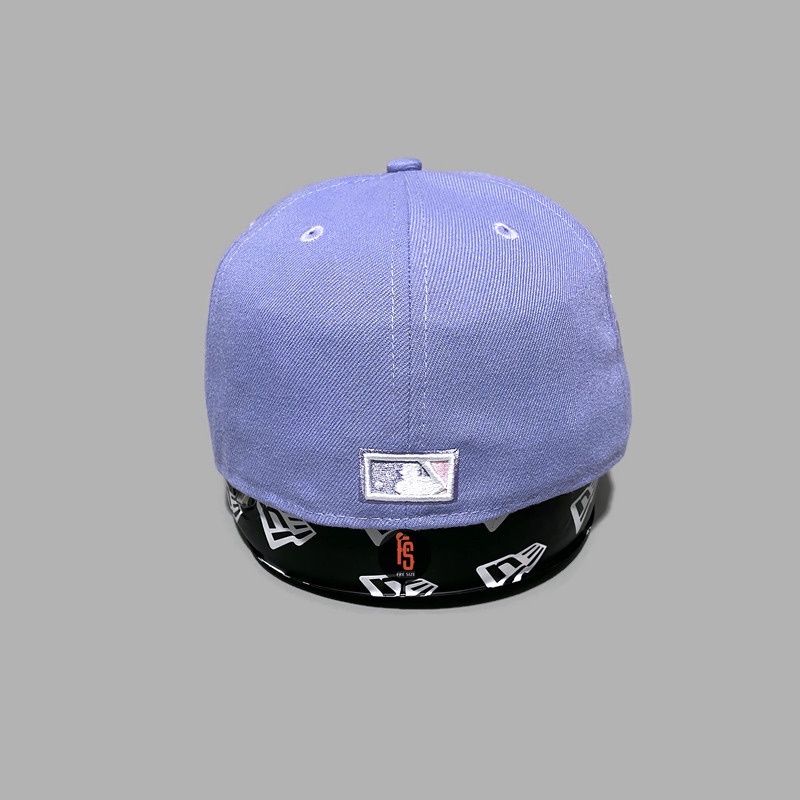 TOPI NEW ERA ORIGINAL 5950 WS 75TH NEW YORK YANKEES LAVENDER WHITE UV PINK