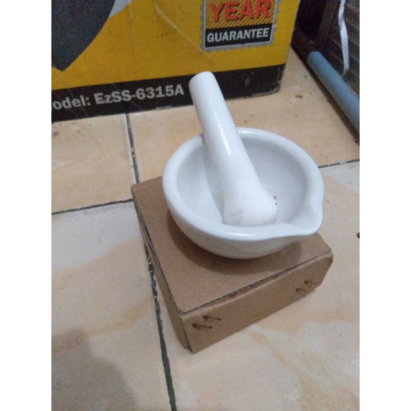 Mortar / Lumpang alu 8 cm