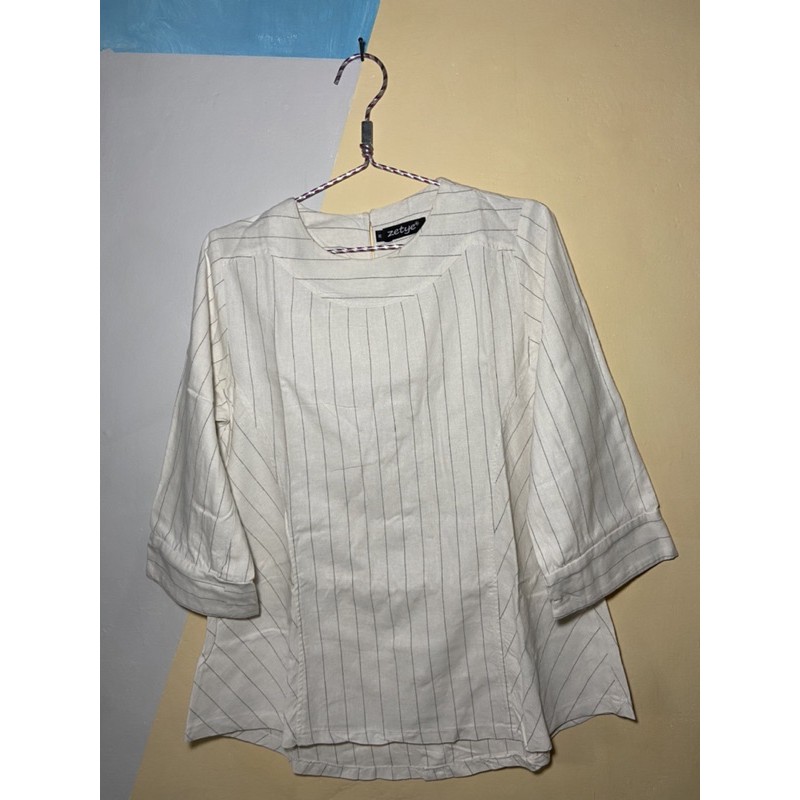 Blouse Putih Zetye