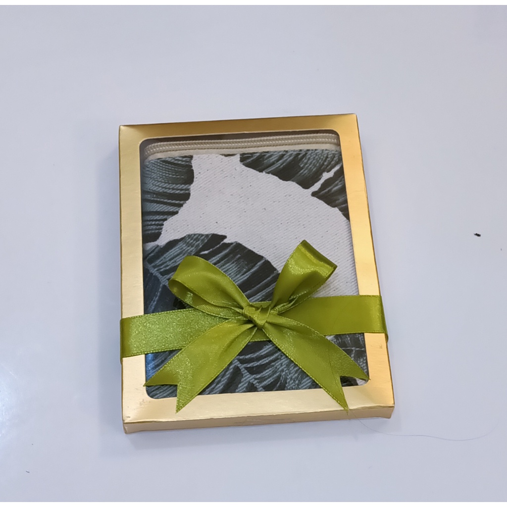 Kotak souvenir pouch  box kemasan souvenir pernikahan