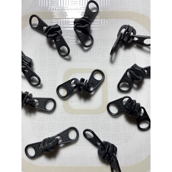 kepala resleting double bolak balik ykk no 3 koil hitam doff  / kepala dua ykk no 3 koil  / zipper sleting kepala 2 no 3