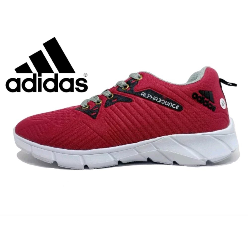 sepatu olahraga adidas alphabonce warna merah maroon seoatu pria
