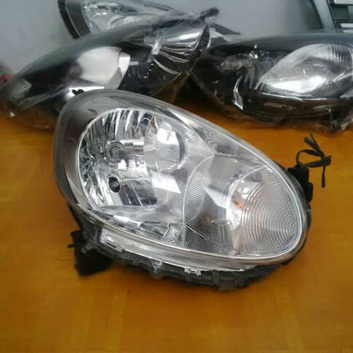 Headlamp Nissan March Original