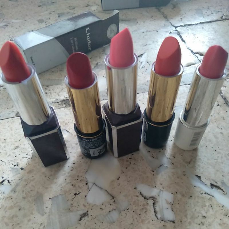Lipstik. Lipstik merk lindor/viva