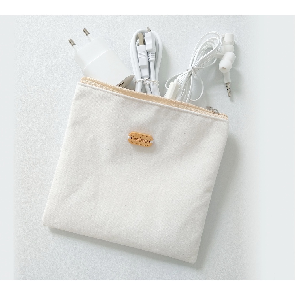 pouch blacu pouch kain serbaguna