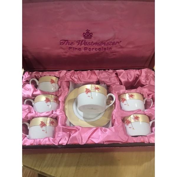 WESTMINTER PORCELAIN SET NEW