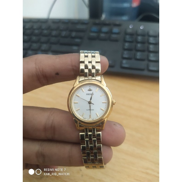 Seiko Quartz Sapphire V701-2070 Wanita second original