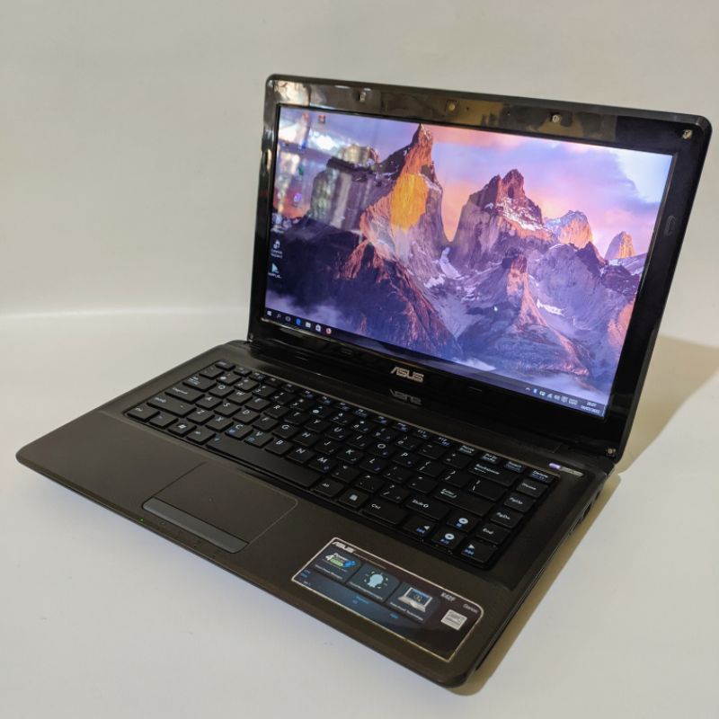 laptop elegan asus k42f - core i5 - ram 4gb - hardisk 500gb - windows 10 ori