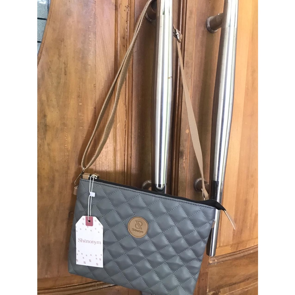 Kyra Pouch ( + Tali panjang) by Shenonym