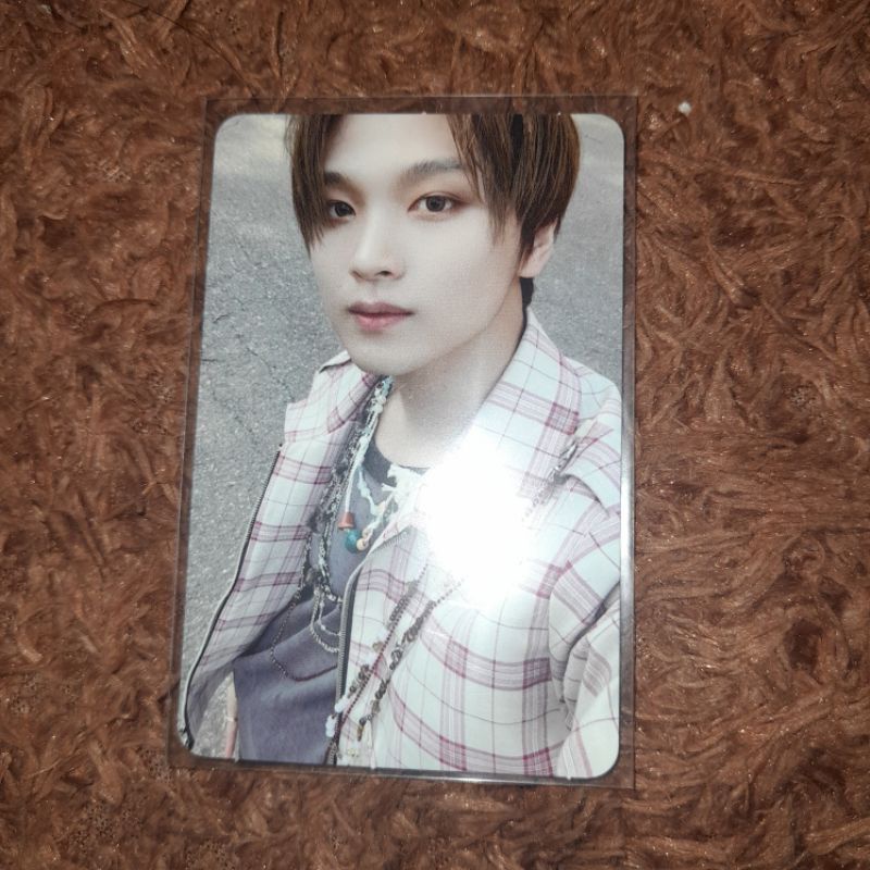 haechan chilling pc haechan
