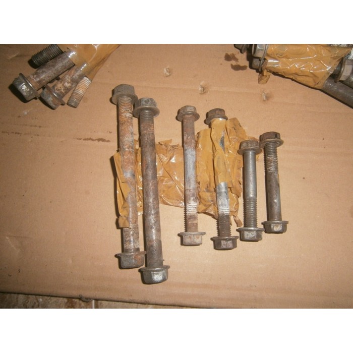 Baut mesin tiger baut body tiger revo