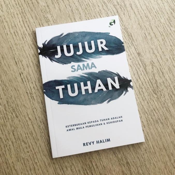 

Buku Jujur Sama Tuhan - Buku Rohani Kristen Revy Halim Star Seller Termurah