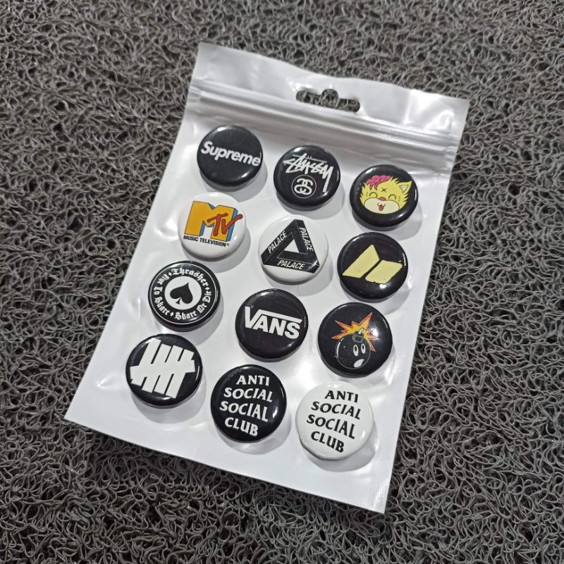 [ 1 pack isi 17pcs ] PIN BUTTON MINI / BROS HYPEBEAST ANTI SOCIAL SOCIAL CLUB BEST SELLER