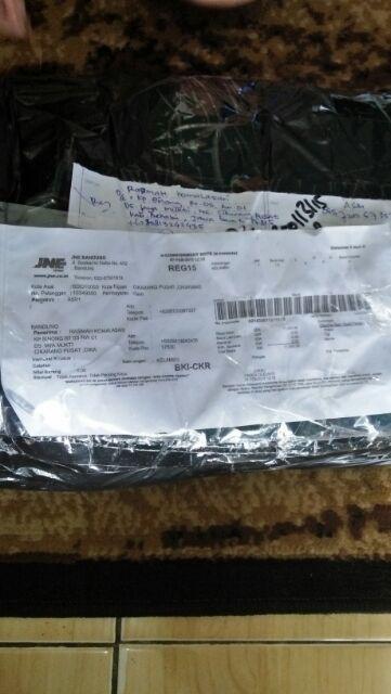 Kelambu Gantung Tile Rumbai Merah