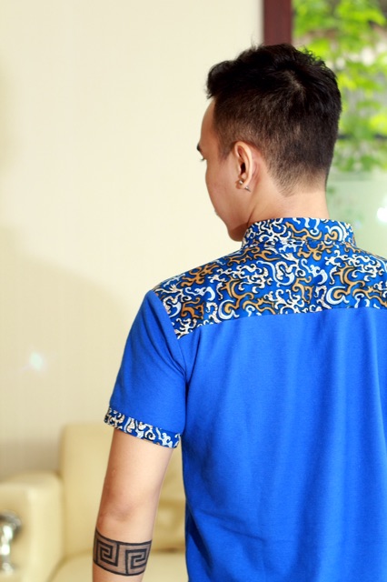 Loyal Kaos Polo Batik Biru Modern Pria M L XL XXL