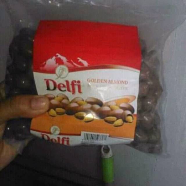 

Cokelat Delfi almond kiloan