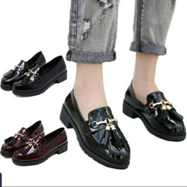 lonceng docmart/sepatu loafers wanita/Sepatu Docmart Wanita/terlaris/bestseller/(BISA COD)