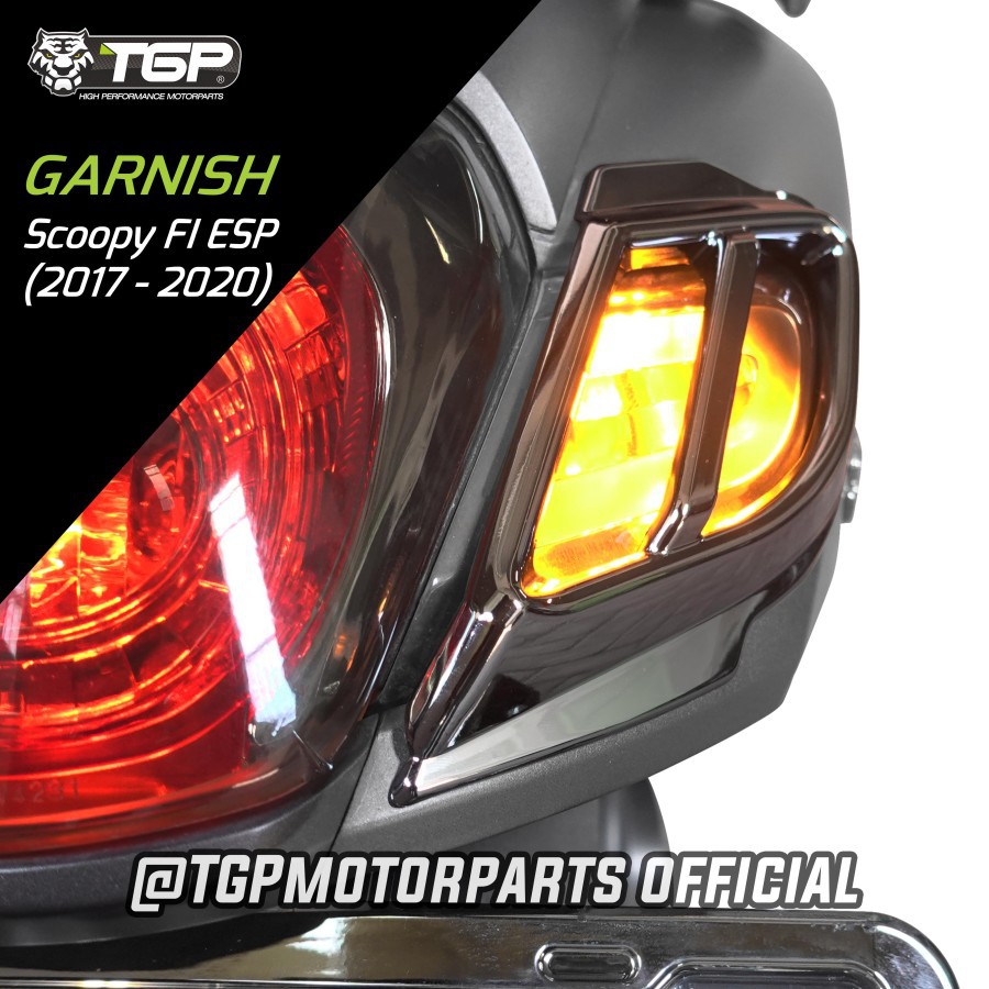 GARNISH LAMPU BELAKANG SCOOPY FI LED K93 2017 2020 TGP BLACK CHROME