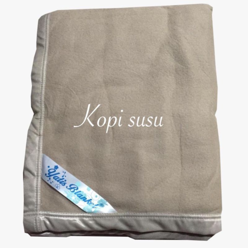 Selimut Yatis polos hotel/klinik 160x200 cm-kopi susu