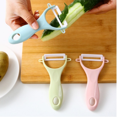 Peeler Knife Parutan Wortel Kentang Apel Alat Kupas Fruit Peeler Sayur Serbaguna / Pisau Pengupas Kulit Buah Sayuran