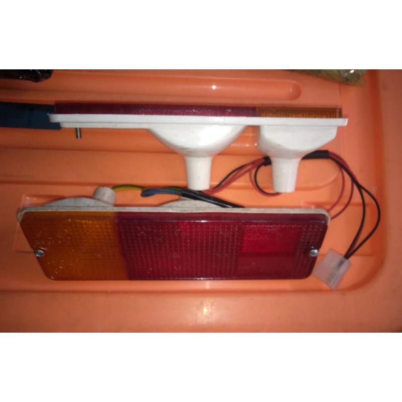 stoplamp lampu belakang Suzuki st20 truntung