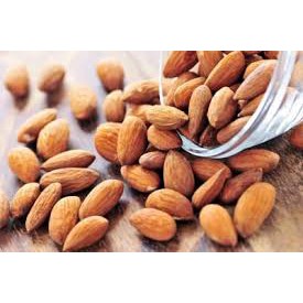 

Kacang Almond