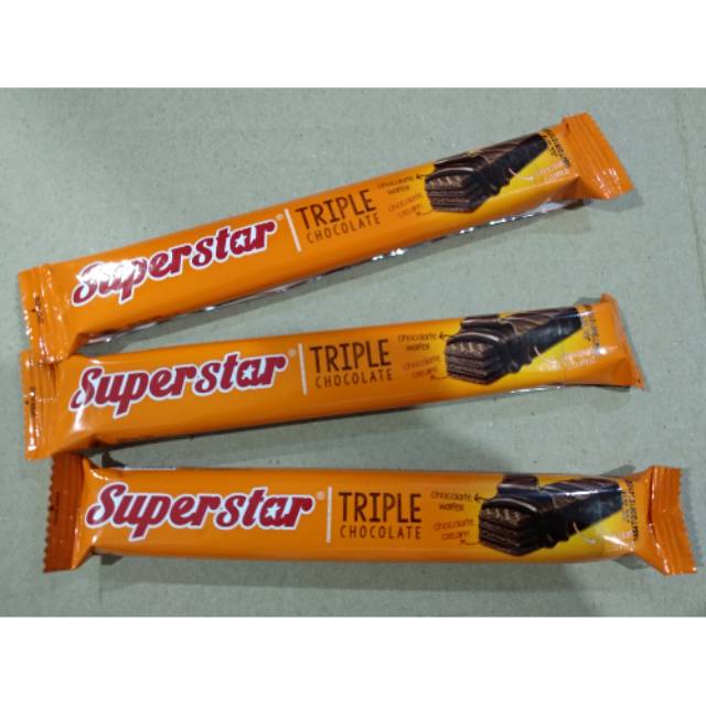 

Wafer Superstar Triple Coklat