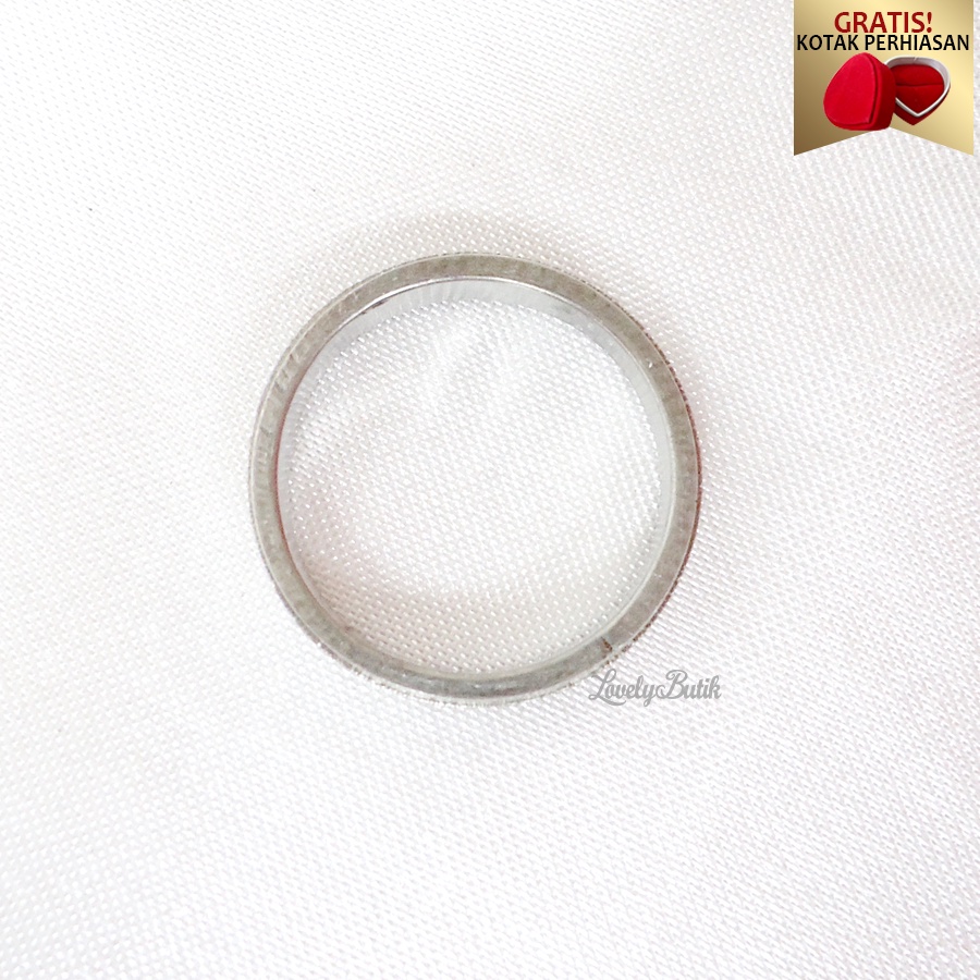 Lovelybutik - Cincin Pasir Couple Titanium Wanita Pria Anti karat Model Garis Baru Bonus Kotak Perhiasan