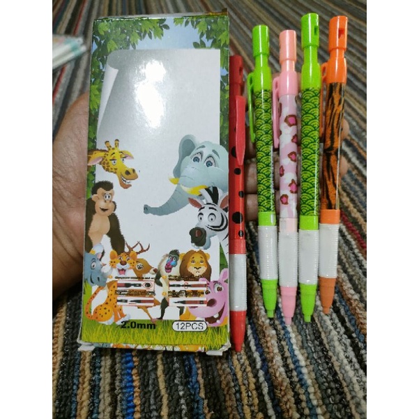 

(110gr) 1pak pensil mekanik 2.0 karakter mechanical pencil