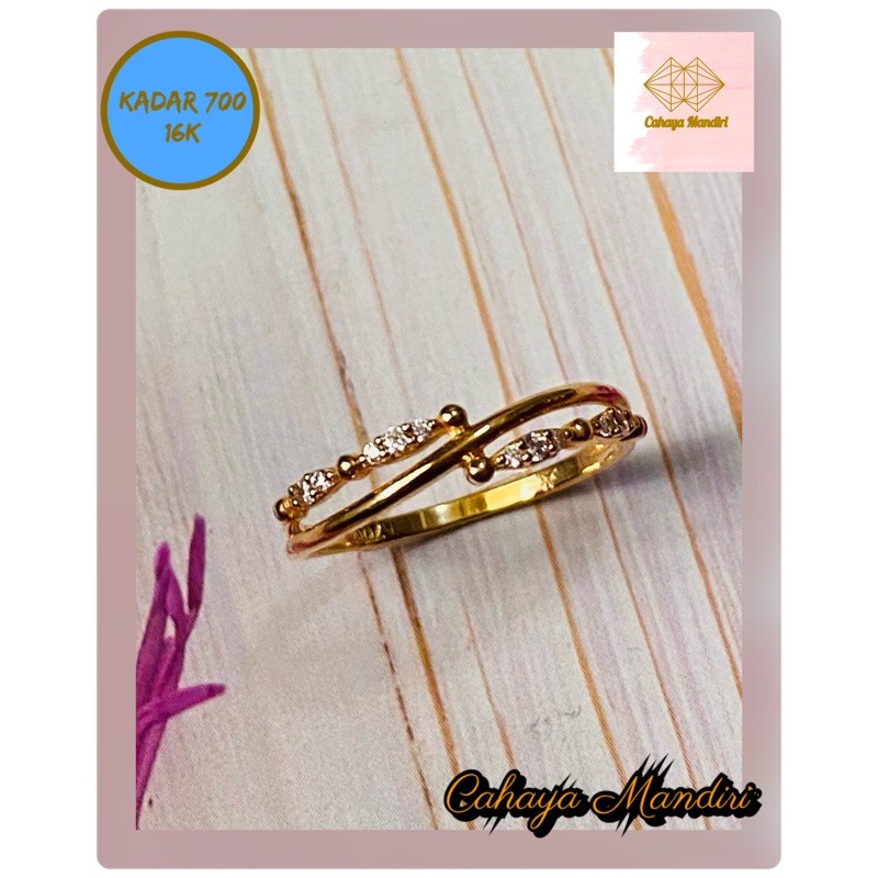 Cincin Emas kadar 700 (8K) Berat +/- 1,39 Gram