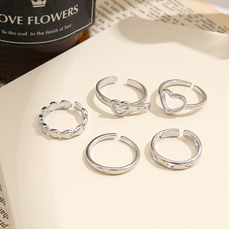 5pcs / Set Cincin Adjustable Bentuk Hati Warna Silver Gaya Punk Untuk Wanita