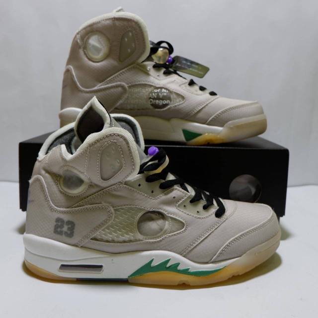 grey off white 5s