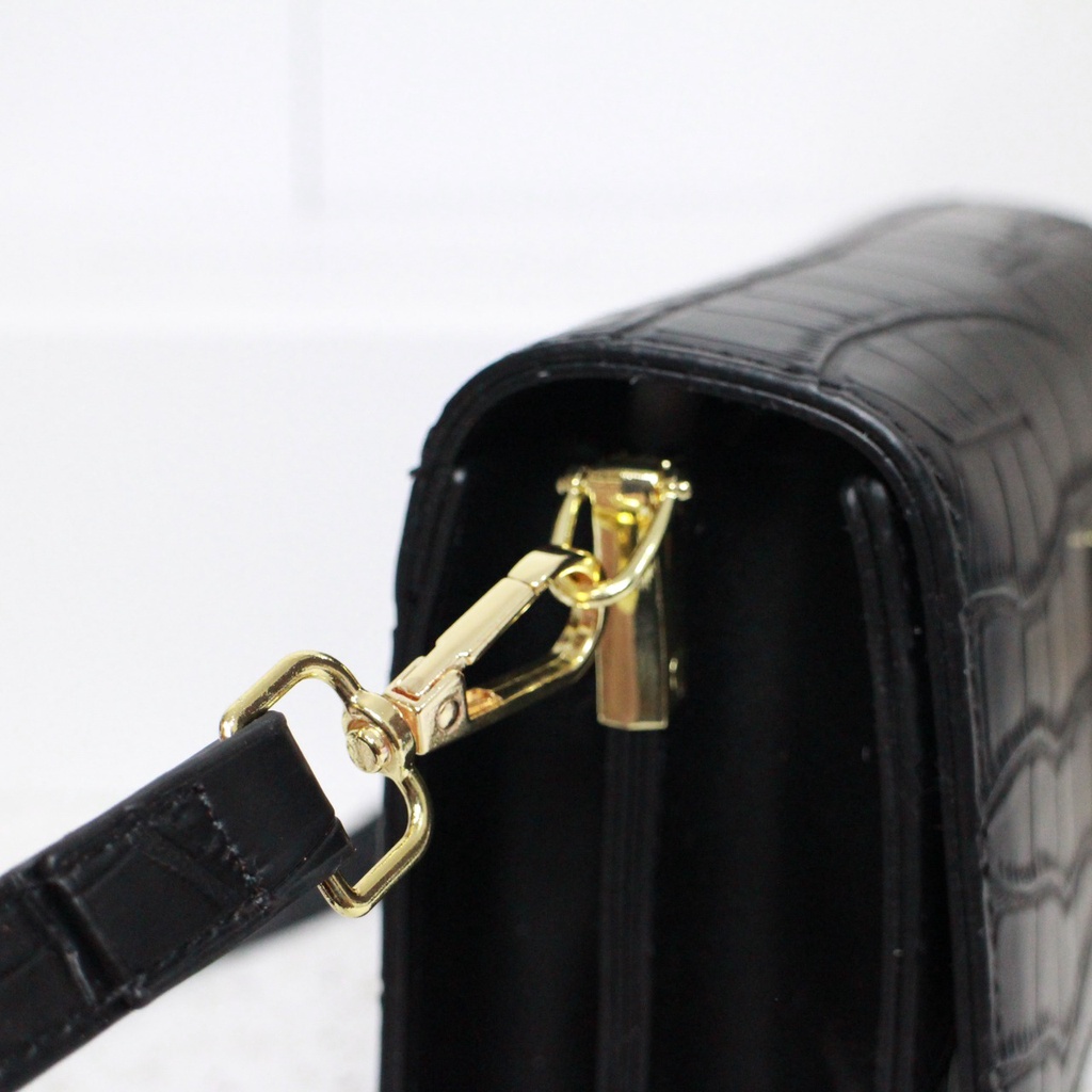 BLCG 2131 Shouder Bag (FreeDustBag+BubbleWrap+Noseri)
